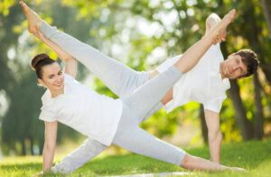 yoga en pareja