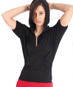 Camiseta yoga con capucha Happy