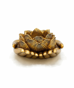 Estatua Portavelas manos con loto dorado