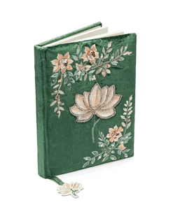 Cuaderno Cuaderno de terciopelo verde con loto para yoga