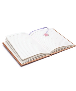 Cuaderno de terciopelo beige con flores