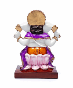 Ganesha sobre un trono de loto para Yoga